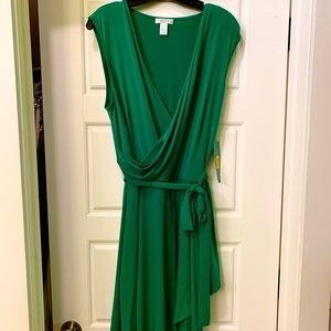 Kelly green faux wrap dress.